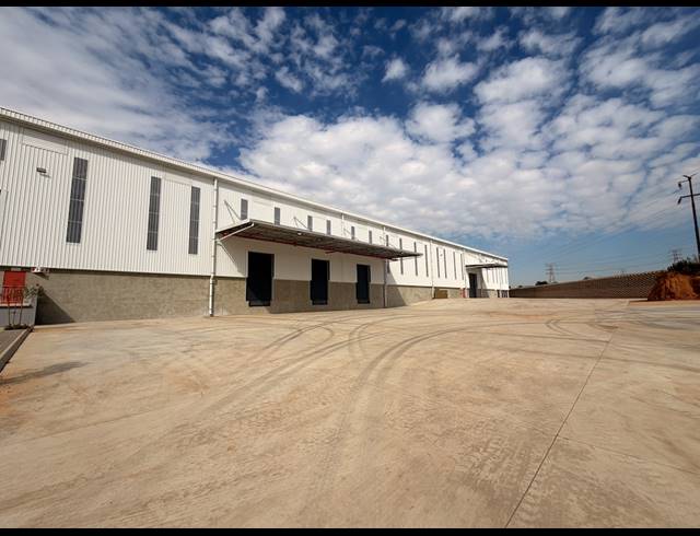 12,619M² WAREHOUSE TO LET IN WITFONTEIN